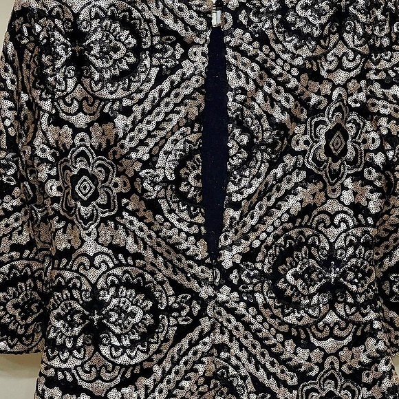 ARK&CO 3/4 SLEEVE BLACK/GOLD SEQUIN DRESS SZ LARGE - Picture 8 of 16